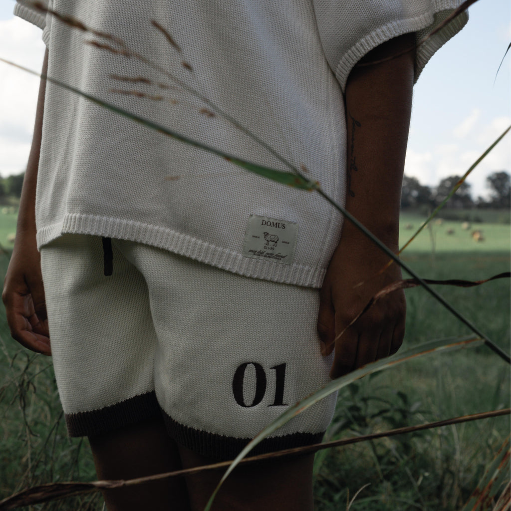 Chapter II: THE PURSUIT Set